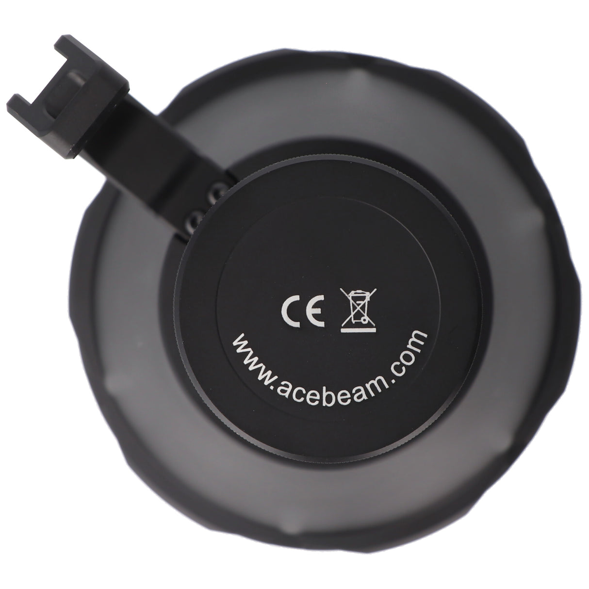AceBeam K75 2.0 mit weißer LED, 6.300 Lumen und 2.500 Meter Reichweite, mit 4 Akkus, Ladegerät und USB-Schnellladegerät