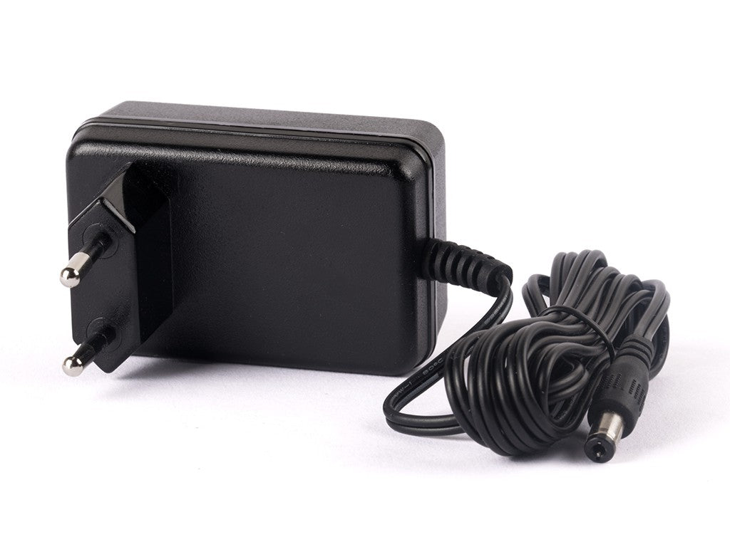 Fuyuang 7,2 - 7,4V (8,4V ± 0,05) 2S Li-Ion-Ladegerät + DC-Stecker