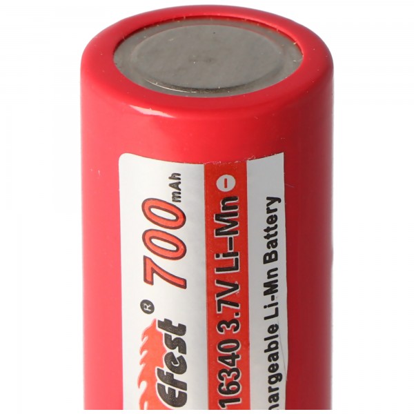 Efest IMR16340 3,7V 700mAh Pluspol flach Li-Mn Akku