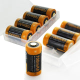 AccuCell 8fach Schnell-Ladegerät und 8 Stück CR123 A Li-Ion Akku mit 3,7 Volt, 760mAh