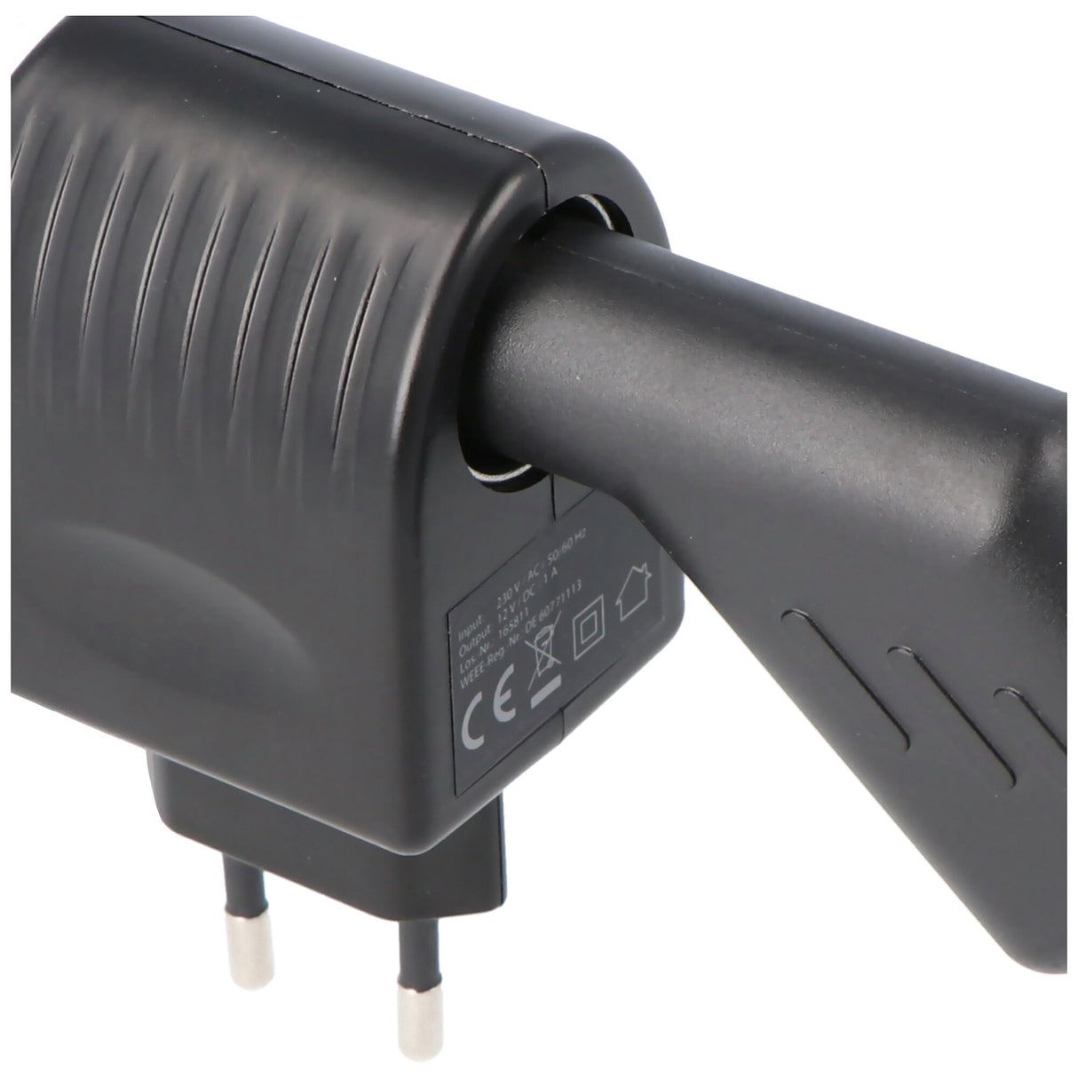 AccuCell Spannungswandler AC/DC von 230 Volt Netzspannung auf 12 Volt Spannung