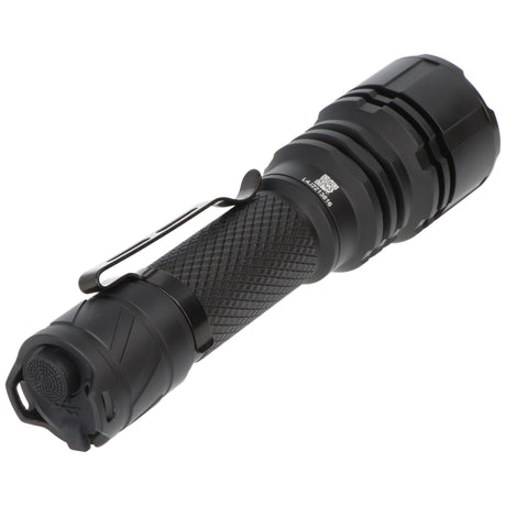 AceBeam L16 2.0 – taktische LED-Taschenlampe mit 5.000 K, 2.100 Lumen und 670 m Reichweite (schwarz)