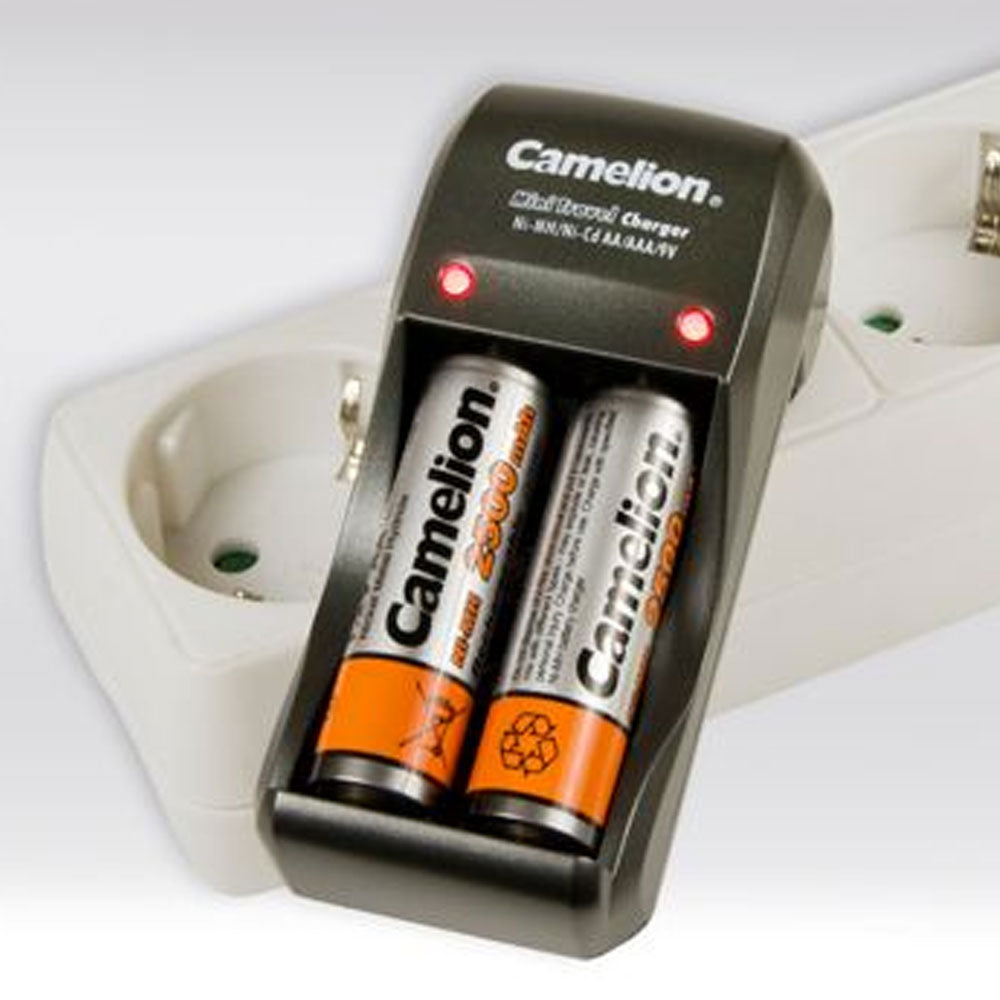 Camelion Stecker-Ladegerät BC-1001A inklusive 2 Stück NiMH Akkus Micro AAA, 800mAh