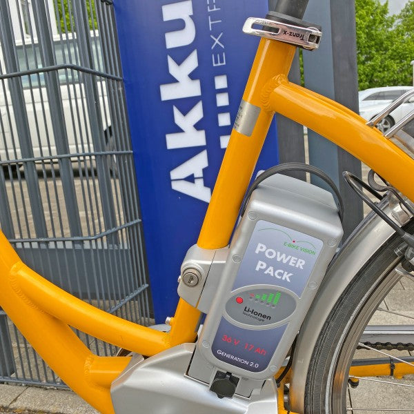 E-Bike Akku inklusive Ladegerät passend für Flyer Deluxe 36V NKY352B2, NKY370B2 Panasonic Deluxe Antrieb 36 Volt 17Ah 612Wh Sitzrohr