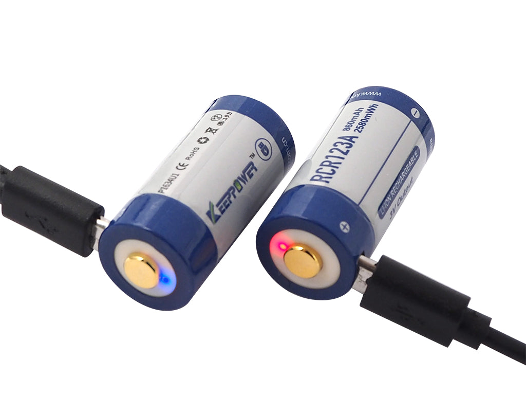 Keeppower RCR123A 3.0 Volt 880mAh 1,5A Lithium Ionen Akku 16340 micro USB