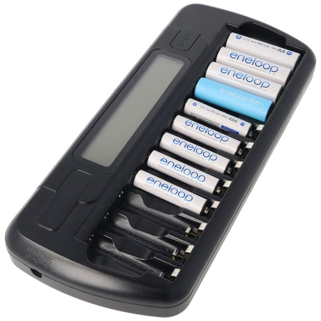 everActive Microprozessor-gesteuertes NIMH Ladegerät mit LCD-Display für 1-12 AA oder AAA Akkus