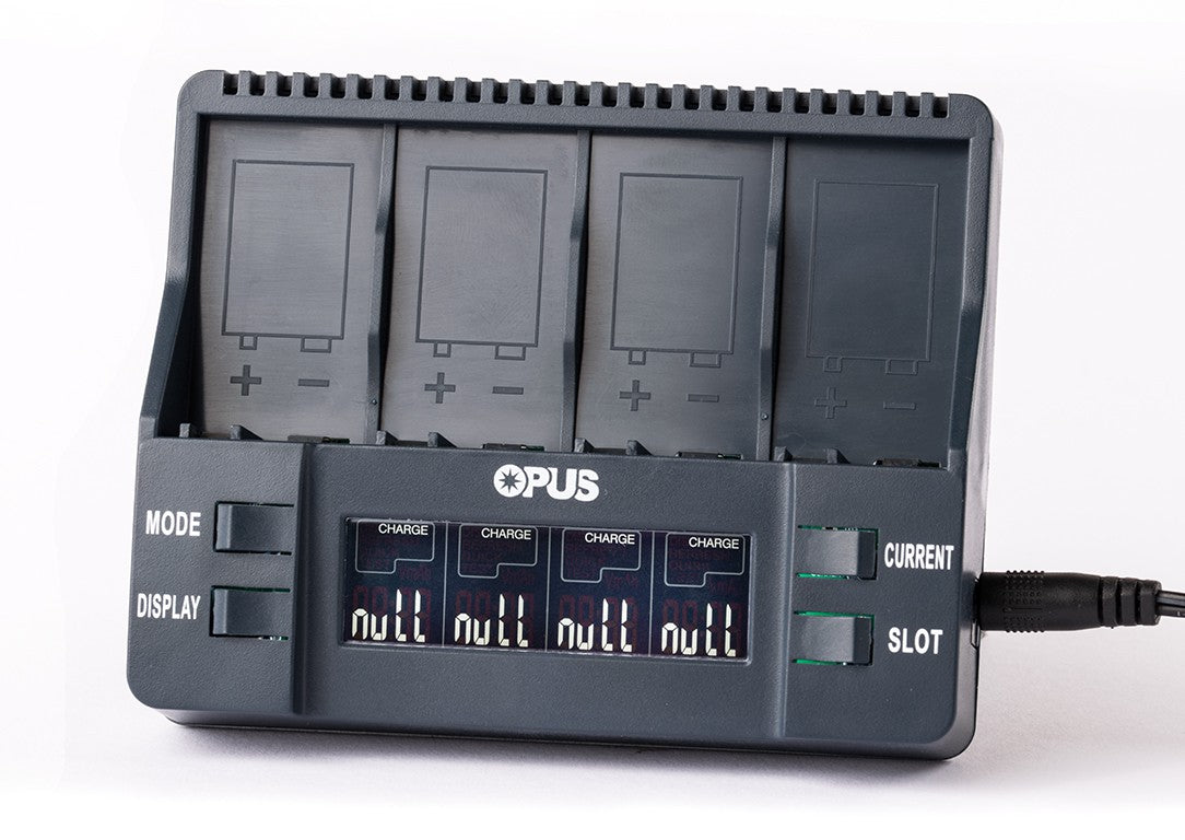 Opus Ladegerät BT-C900 für 9V-Block Li-Ion, NIMH, NiCd Akkus