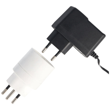AccuCell Schweiz-Adapter weiss von Schukokupplung auf schweizer Stecker 230 Volt mit Erdleiter und 10A