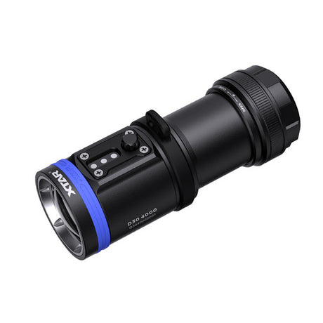 Xtar Taschenlampe D30-4000 SET mit Ladegerät und 4x 18650 Akku